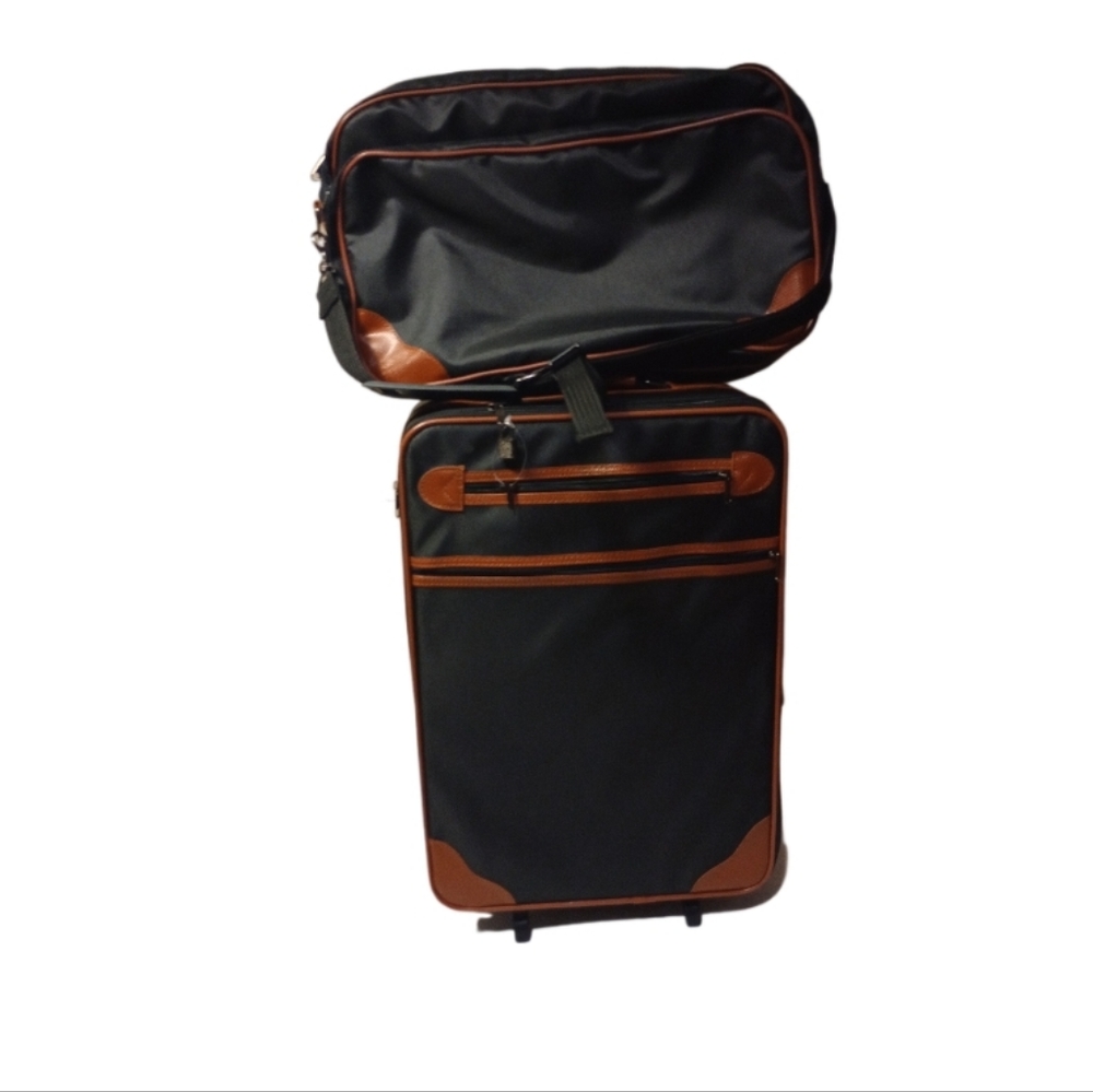 Luggage set
